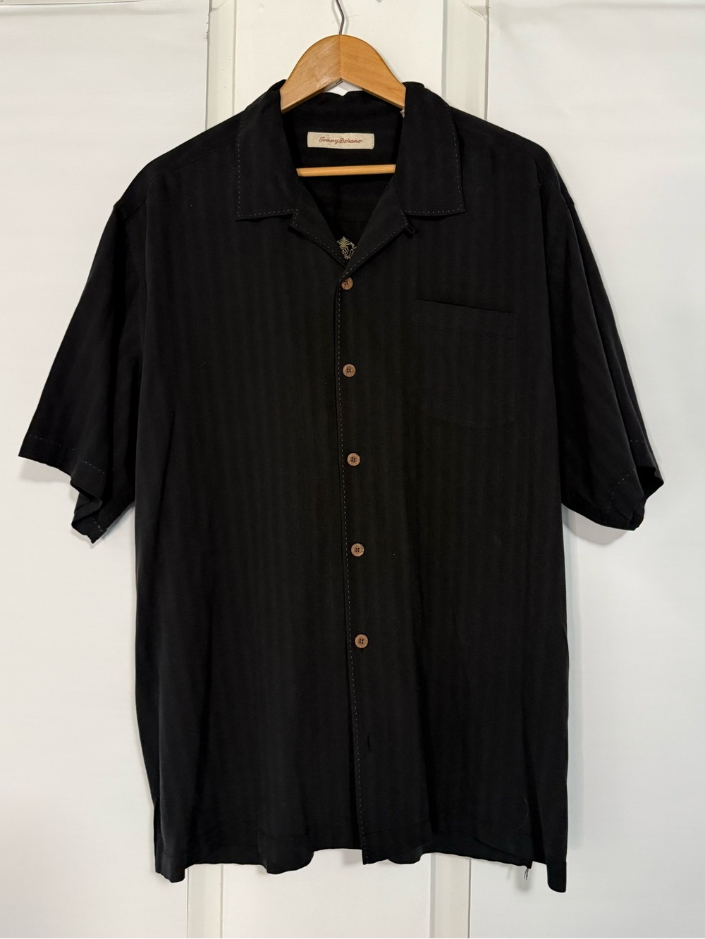TOMMY BAHAMA Mens Hawaiian Camp Shirt Embroidered The Pool Man Black XL 100%silk